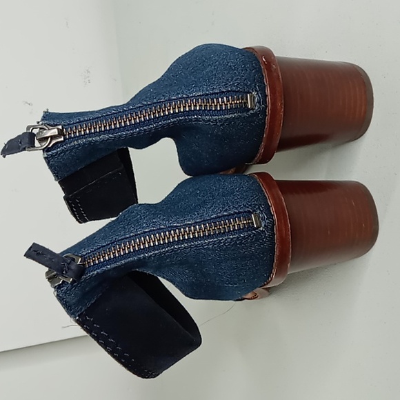 Frye - Denim and Blue Suede Stacked Heel Sandals - 10 - Picture 13 of 16